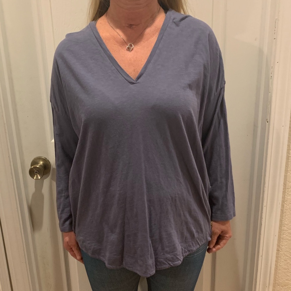 Long sleeve tee